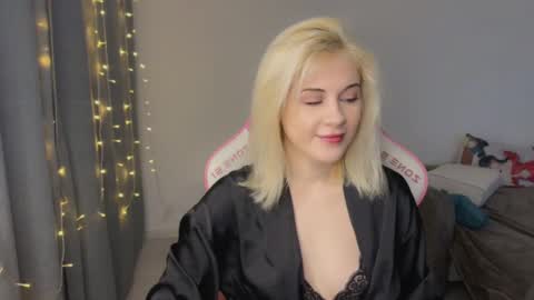 You can call me HH online show from 01.18.26