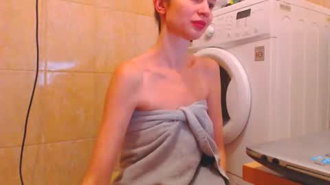 Snapshot of candyjesx chatting on 12.23.24 CANDYJESx online show from 12.23.24