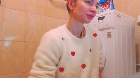 Snapshot of candyjesx chatting on 12.30.24 CANDYJESx online show from 12.30.24