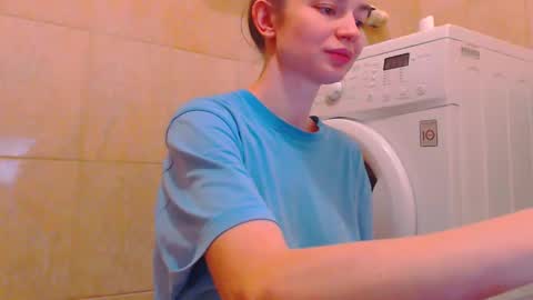 Snapshot of candyjesx chatting on 01.13.25 CANDYJESx online show from 01.13.25