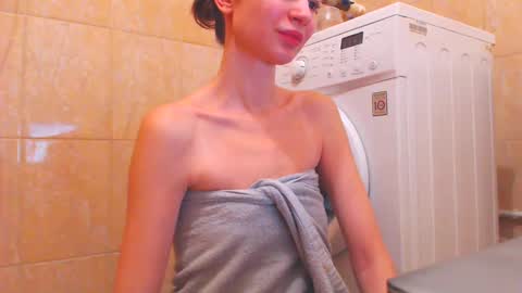 Snapshot of candyjesx chatting on 02.12.25 CANDYJESx online show from 02.12.25