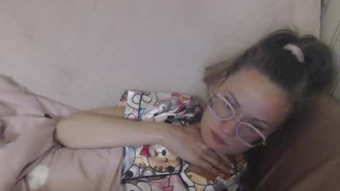 Snapshot of candylady136 chatting on 05.15.26 say meow and send tip online show from 05.15.26