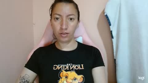 Snapshot of candymilfff chatting on 04.02.26 candymilfff online show from 04.02.26