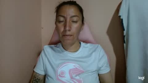 Snapshot of candymilfff chatting on 04.04.26 candymilfff online show from 04.04.26