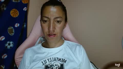 Snapshot of candymilfff chatting on 05.08.26 candymilfff online show from 05.08.26