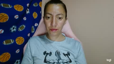 Snapshot of candymilfff chatting on 05.09.26 candymilfff online show from 05.09.26