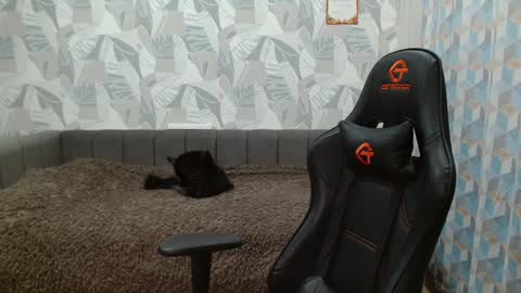 Snapshot of candymini chatting on 09.20.25 candymini online show from 09.20.25