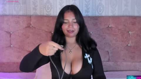 Candys Victoria online show from 05.13.26