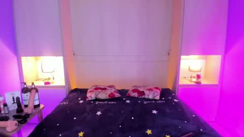  Dulce Maria  online show from 09.10.25