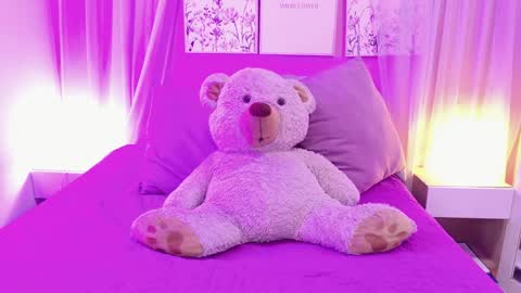 Snapshot of canela_bm chatting on 04.10.26 cane online show from 04.10.26