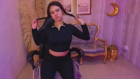 Snapshot of canela_s1 chatting on 11.01.25 canela_s1 online show from 11.01.25