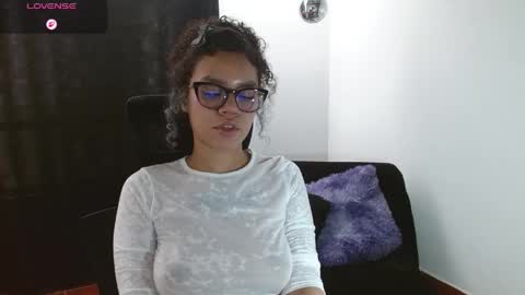 Snapshot of canela_s1 chatting on 04.22.26 canela_s1 online show from 04.22.26