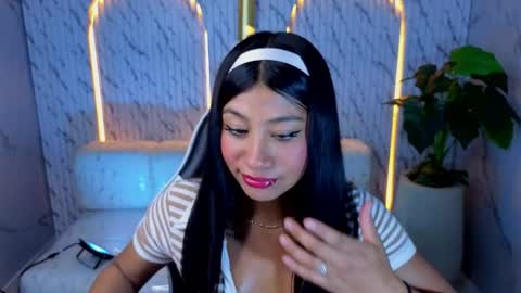 Snapshot of canela_savage_tx chatting on 05.21.26 Canela online show from 05.21.26
