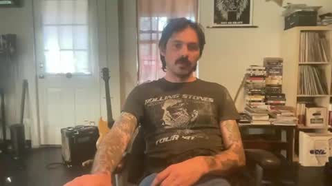 Snapshot of cantleavethehouse chatting on 01.31.25 cantleavethehouse online show from 01.31.25