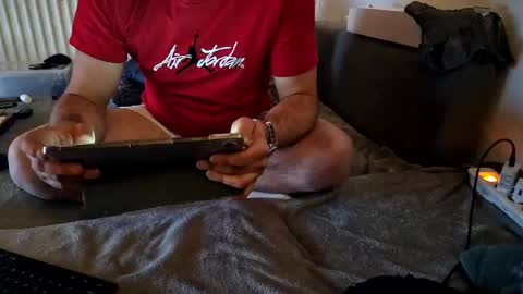 capoo24 online show from 12.25.24