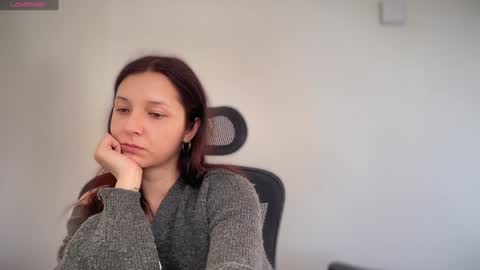 Emma online show from 01.04.25