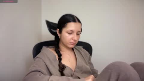 Emma online show from 03.12.25