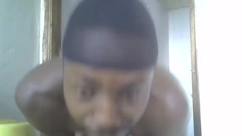 Snapshot of capt_ain chatting on 12.14.25 Captain online show from 12.14.25