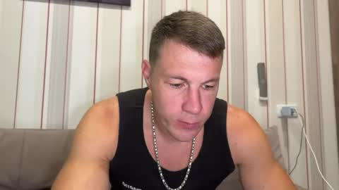 Snapshot of capt_oliver chatting on 06.18.26 follow my twitter online show from 06.18.26