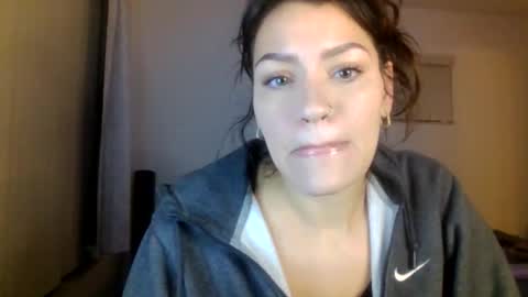 caramelmami26 online show from 01.08.25