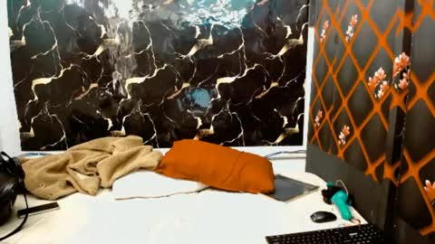 Snapshot of caramelminxx_ chatting on 06.29.26 caramelminxx_ online show from 06.29.26