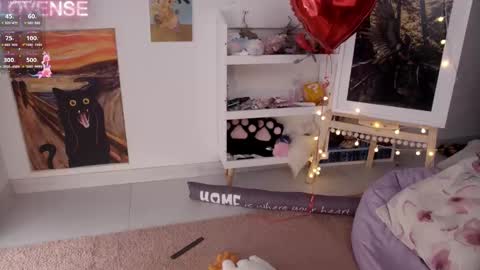 Snapshot of careful_i_bite chatting on 02.15.25 NONA follow online show from 02.15.25