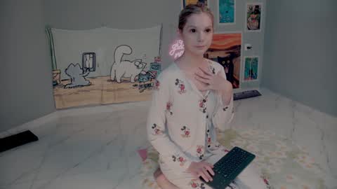 Snapshot of careful_i_bite chatting on 09.15.25 NONA follow online show from 09.15.25