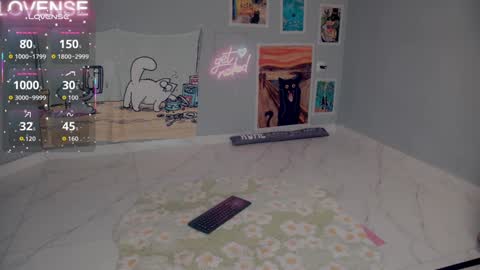 Snapshot of careful_i_bite chatting on 09.19.25 NONA follow online show from 09.19.25