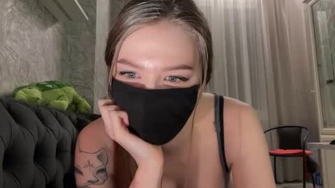 caressysiren online show from 06.02.26