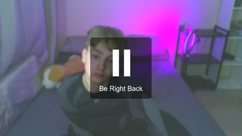 Snapshot of carl_kvirrr chatting on 12.17.24 Carl online show from 12.17.24