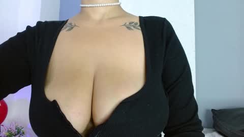 Carla online show from 04.25.26