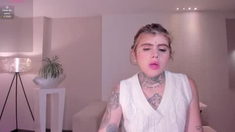 Carla Bunnis online show from 12.22.25