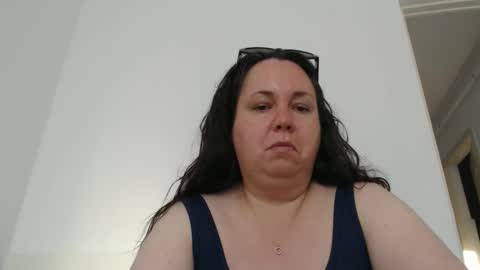 Snapshot of carlaruth chatting on 04.19.26 Carlaruth online show from 04.19.26