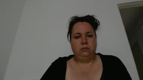 Snapshot of carlaruth chatting on 04.21.26 Carlaruth online show from 04.21.26