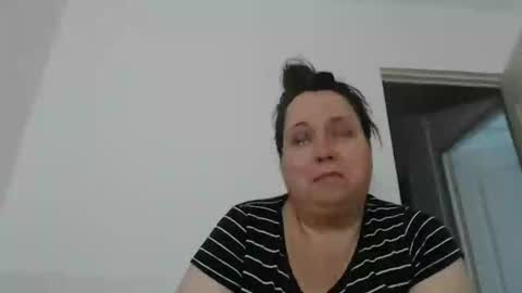 Snapshot of carlaruth chatting on 05.01.26 Carlaruth online show from 05.01.26