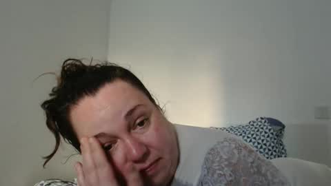 Snapshot of carlaruth chatting on 05.15.26 Carlaruth online show from 05.15.26