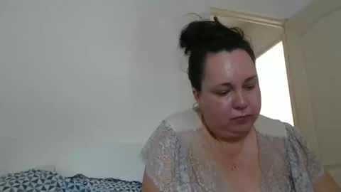 Snapshot of carlaruth chatting on 05.16.26 Carlaruth online show from 05.16.26