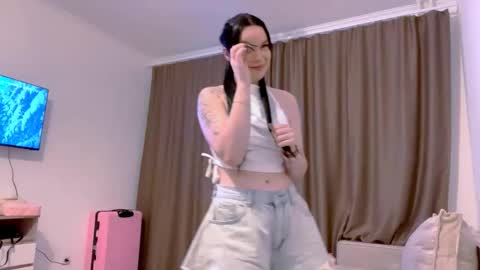 Scarlett online show from 02.22.26