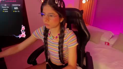 Snapshot of carlina_15 chatting on 06.11.26 C A R L I N A online show from 06.11.26