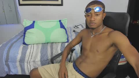 Snapshot of carlitosex09 chatting on 01.30.25 master online show from 01.30.25