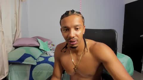 Snapshot of carlitosex09 chatting on 02.27.25 master online show from 02.27.25