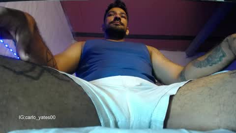 carlo yates  thx for help me to reach 100 thumps up online show from 03.08.26