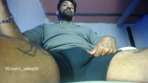carlo yates  thx for help me to reach 100 thumps up online show from 05.08.26