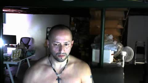 Carl online show from 12.12.24