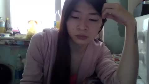 CarlyJoy online show from 02.04.25