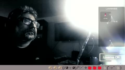 Snapshot of carmelo_devitto chatting on 04.14.26 soy Batman online show from 04.14.26