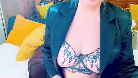 Carmen online show from 02.14.26