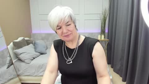 Carmen online show from 01.11.25