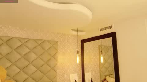 Snapshot of caro_adams1 chatting on 02.12.26 caro_adams1 online show from 02.12.26