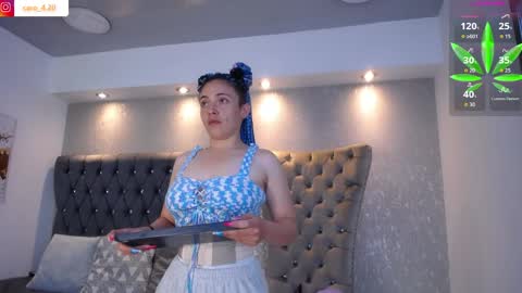 Caro Fisher online show from 04.05.26